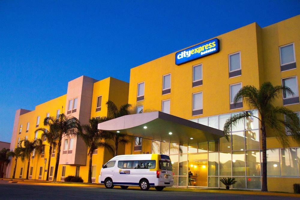 City Express By Marriott Tepotzotlan Exterior photo